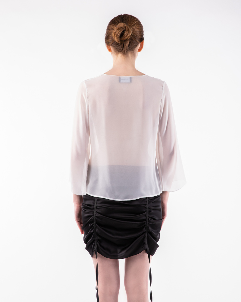 White georgette blouse with pleats