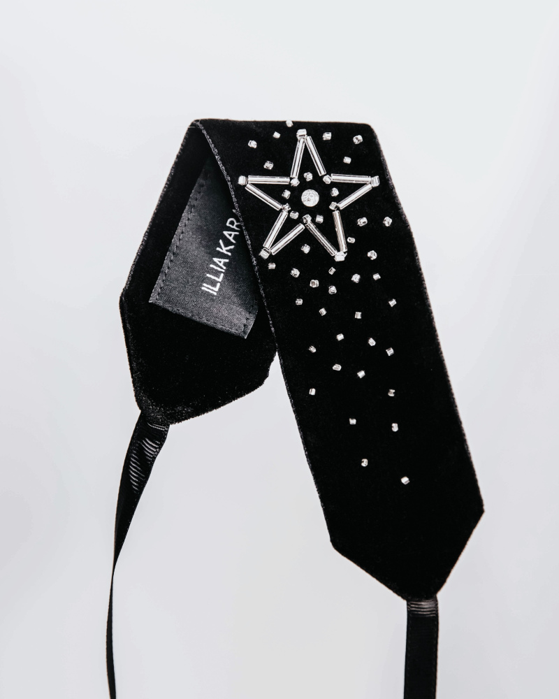 Black velvet embroidered choker “Diamond star”, made with Swarovski crystals 
