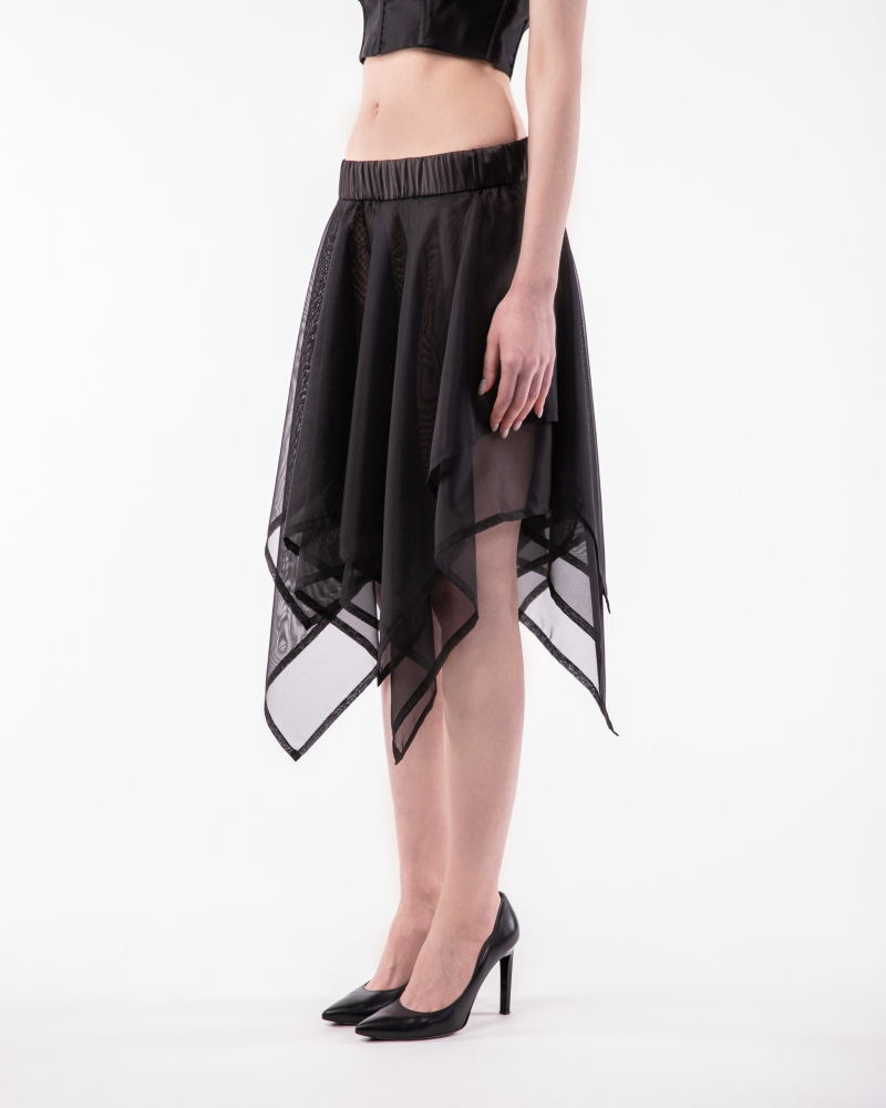  Skirt in silk organza